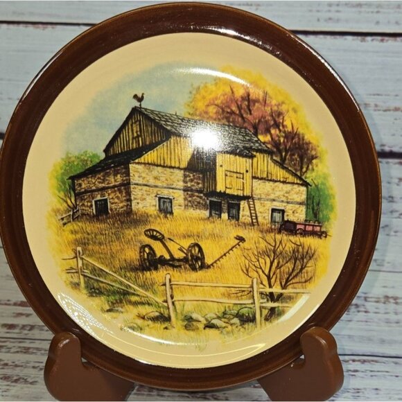 VTG Walker China Barn scene collectors plate signed PA. Ohio memorabilia art - Picture 2 of 7